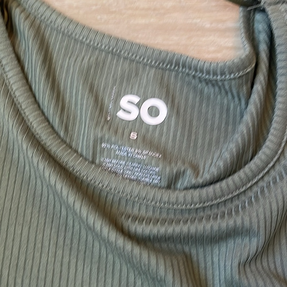 SO Cinch Ribbed Top - Picture 4 of 4